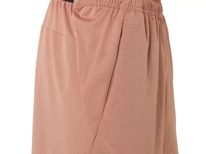ACTIBREEZE 7IN LIGHT WEIGHT WOVEN SHORTS