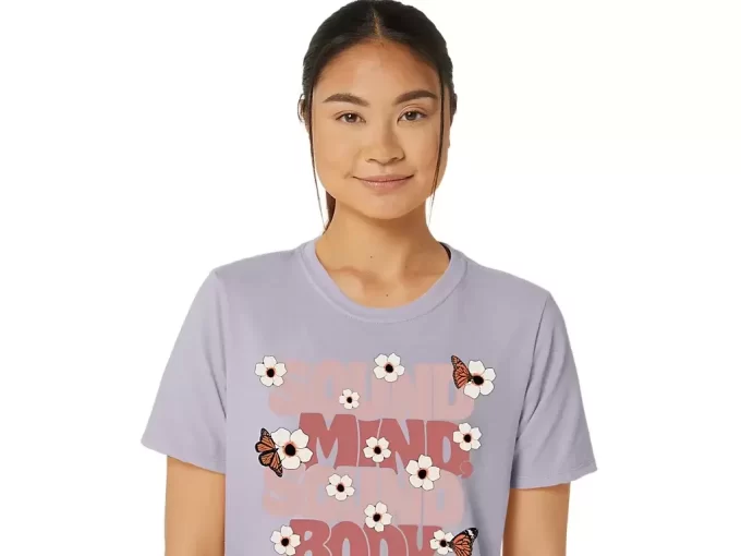 WOMEN’S ASICS MONARCH SLOGAN CREW