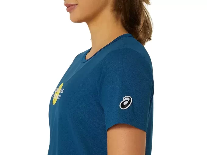 WOMEN’S CLASSIC GRAPHIC TEE