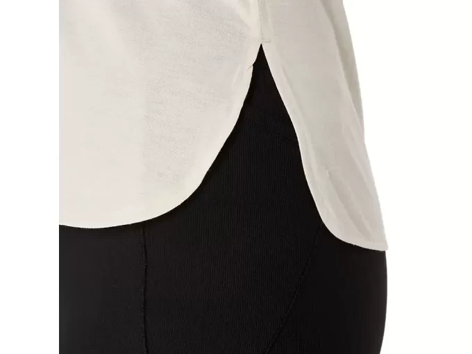 WOMEN’S HEATHER VNECK TOP