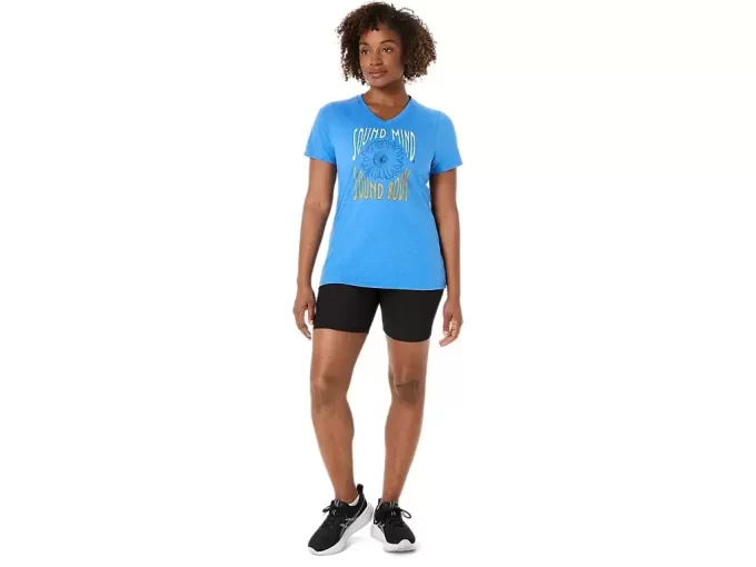 WOMEN’S SUNFLOWER SLOGAN V-NECK WOMEN’S SUNFLOWER SLOGAN V-NECK