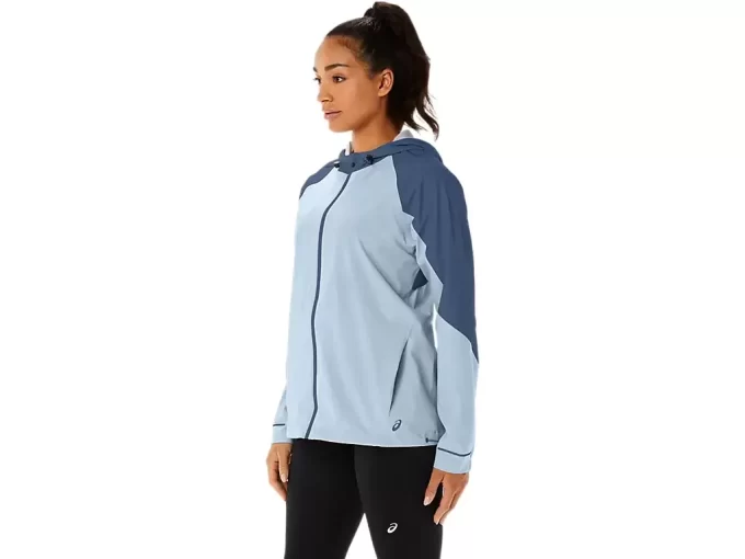 WOMEN’S WATERPROOF JACKET